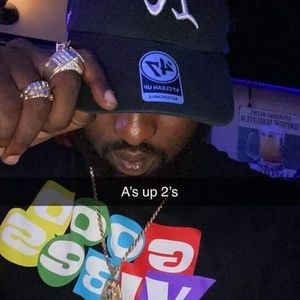 Meet your Posher, Moneyboy